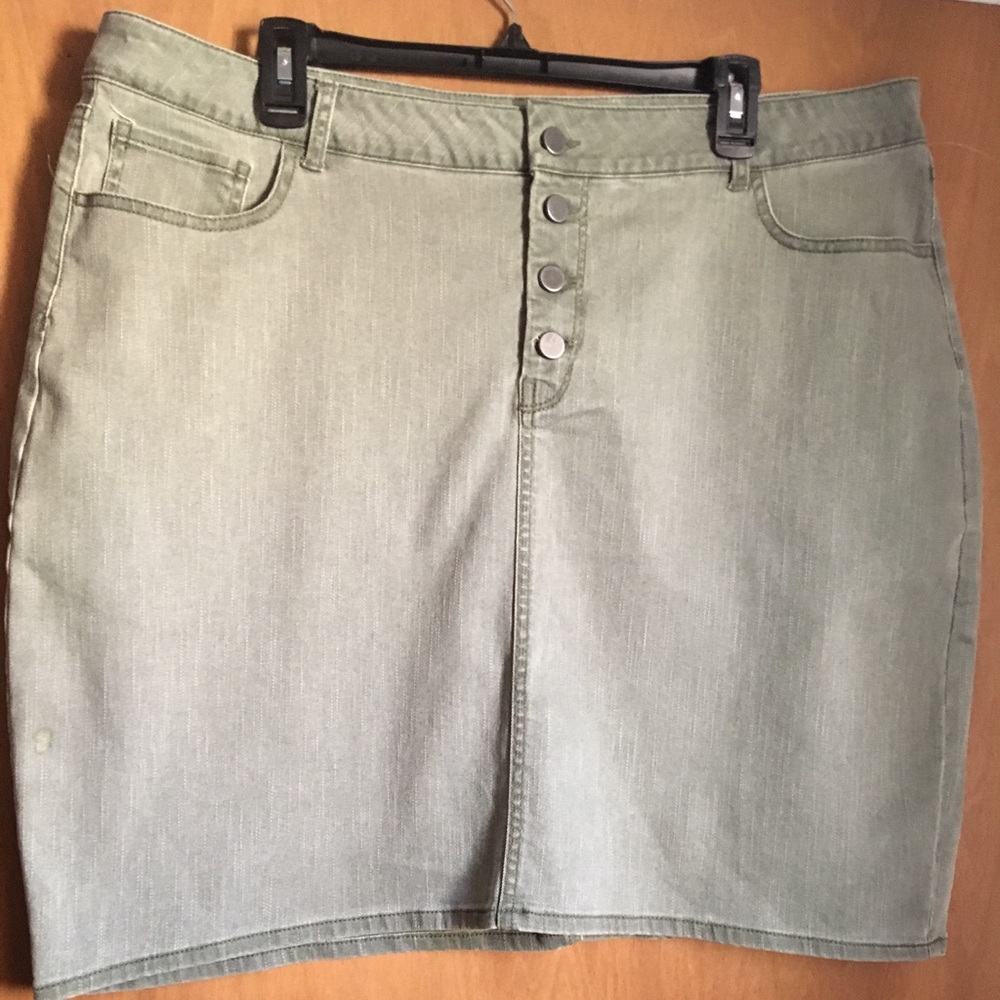 Light olive green skirt